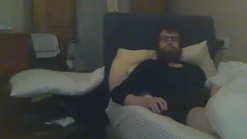 chris online show from 28, 1, 2025