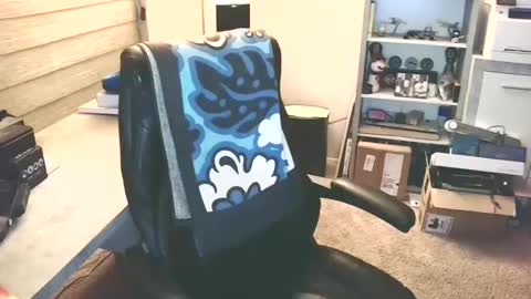 Yup... kinda old but Stop in and say hello online show from 19, 10, 2025