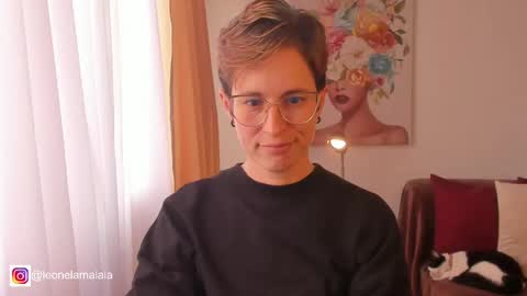 Leonela online show from 10, 3, 2025