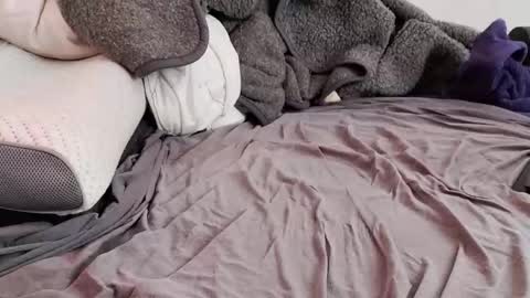 cum_boy84 online show from 13, 10, 2025