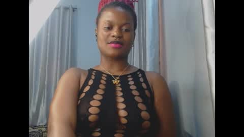 Snapshot of cum_ebony_petitxx chatting on 5, 6, 2026 cath online show from 5, 6, 2026