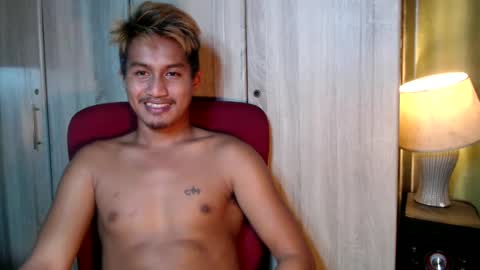 Snapshot of cum_overload chatting on 25, 2, 2025 cum_overload online show from 25, 2, 2025