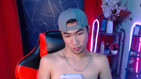 Snapshot of cumhavefun25 chatting on 8, 12, 2024 ask me online show from 8, 12, 2024