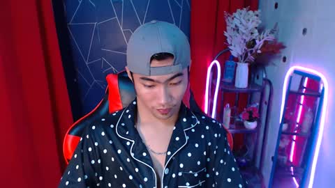 Snapshot of cumhavefun25 chatting on 11, 12, 2024 ask me online show from 11, 12, 2024