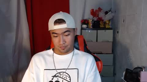 Snapshot of cumhavefun25 chatting on 18, 11, 2025 ask me online show from 18, 11, 2025