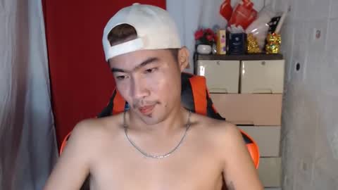 Snapshot of cumhavefun25 chatting on 29, 11, 2025 ask me online show from 29, 11, 2025