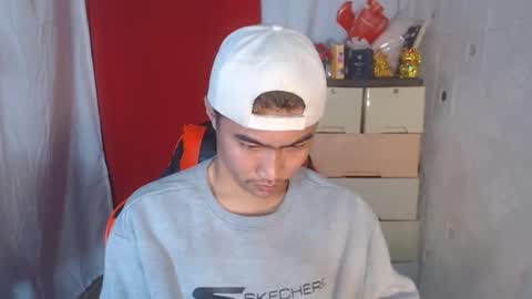 Snapshot of cumhavefun25 chatting on 30, 11, 2025 ask me online show from 30, 11, 2025