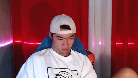 Snapshot of cumhavefun25 chatting on 5, 2, 2026 ask me online show from 5, 2, 2026