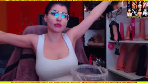 cuminmenowbby online show from 8, 1, 2026