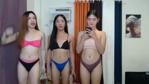 via medusa danna lerie scarlet online show from 28, 9, 2025