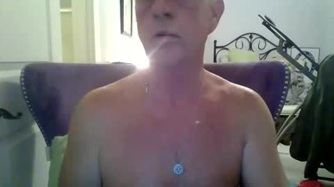 Snapshot of cumngetit910 chatting on 5, 1, 2026 cumngetit910 online show from 5, 1, 2026