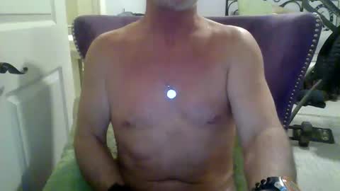 Snapshot of cumngetit910 chatting on 8, 2, 2026 cumngetit910 online show from 8, 2, 2026