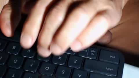 chattrbatr online show from 3, 3, 2025