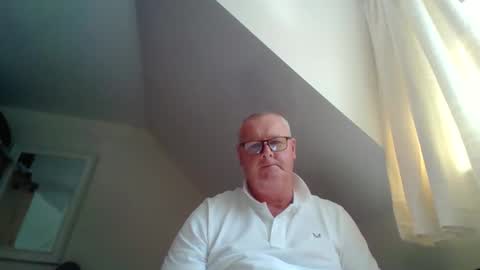 Snapshot of curiousax77 chatting on 21, 4, 2026 curiousax77 online show from 21, 4, 2026