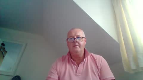 Snapshot of curiousax77 chatting on 19, 5, 2026 curiousax77 online show from 19, 5, 2026