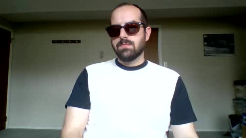 curiouser_guy online show from 27, 5, 2026