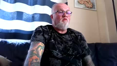 Snapshot of curtus14 chatting on 2, 7, 2026 curtus14 online show from 2, 7, 2026