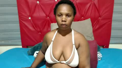 curveass93 online show from 16, 6, 2026