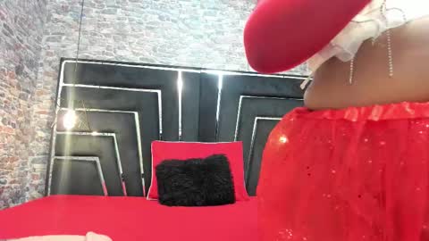 Alyanna  online show from 31, 10, 2025