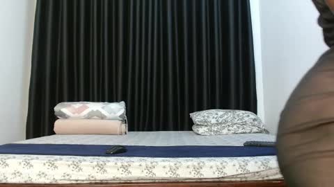 curvy_shirly online show from 2, 3, 2026