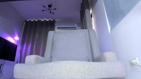 Snapshot of curvybabex chatting on 2, 7, 2026 Courtney online show from 2, 7, 2026