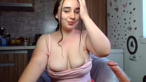 curvybombb online show from 15, 7, 2026