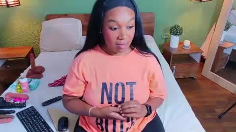 Snapshot of curvyebonyy_ chatting on 26, 6, 2026 Danna online show from 26, 6, 2026