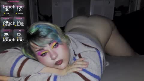 Snapshot of curvygothfemboy chatting on 16, 2, 2025 Curvygothfemboy online show from 16, 2, 2025