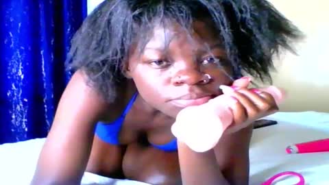 curvyjoan online show from 18, 2, 2025