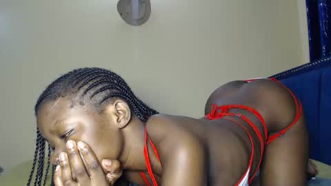 curvyjoan online show from 17, 10, 2025