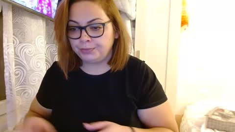 Snapshot of curvymomylore chatting on 16, 1, 2025 Lore online show from 16, 1, 2025