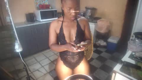 curvypear76x online show from 25, 10, 2025