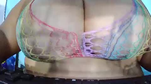 curvysexy_rose online show from 6, 4, 2026