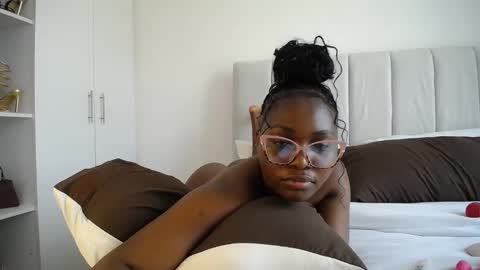 Liya online show from 8, 3, 2025