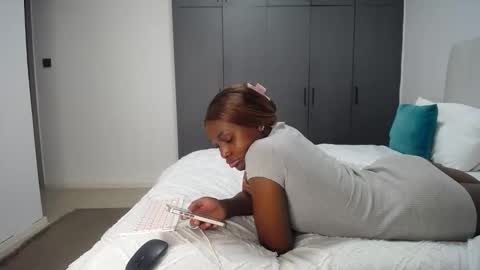 Liya online show from 25, 3, 2026