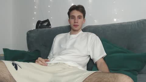 Snapshot of cute_brian chatting on 2, 2, 2026 Im Brian online show from 2, 2, 2026