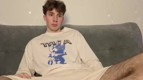 Snapshot of cute_brian chatting on 19, 2, 2026 Im Brian online show from 19, 2, 2026