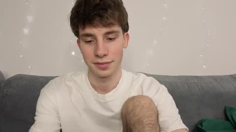 Snapshot of cute_brian chatting on 2, 3, 2026 Im Brian online show from 2, 3, 2026