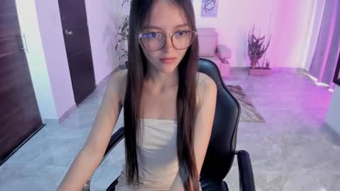 Bella Fox online show from 7, 2, 2026