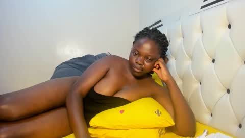 cute_gee43 online show from 18, 1, 2026