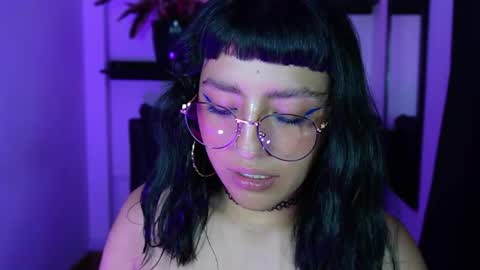 Sofa  online show from 5, 4, 2026