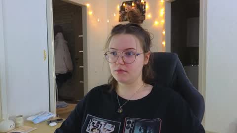 Kite and Jack online show from 7, 2, 2025