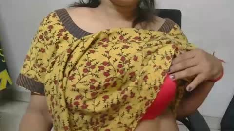 Snapshot of cute_kashmira99 chatting on 11, 9, 2025 kashmira online show from 11, 9, 2025