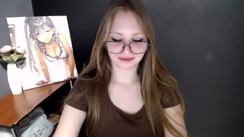 Snapshot of cute_minx chatting on 18, 6, 2026 Veronica online show from 18, 6, 2026