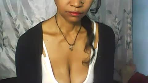 Snapshot of cute_moll chatting on 8, 2, 2025 murielle online show from 8, 2, 2025