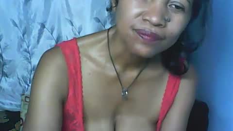 Snapshot of cute_moll chatting on 24, 2, 2025 murielle online show from 24, 2, 2025