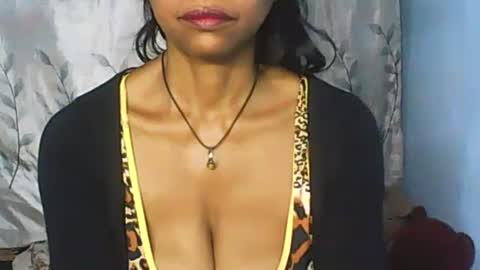 Snapshot of cute_moll chatting on 10, 3, 2025 murielle online show from 10, 3, 2025