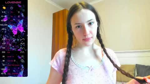 cute_nana2 online show from 20, 4, 2026
