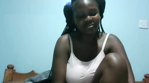 Snapshot of cute_roxie chatting on 15, 2, 2025 cute_roxie online show from 15, 2, 2025