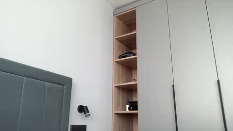 cute_skywalker online show from 14, 9, 2025